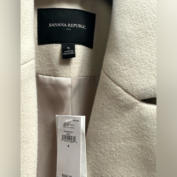 Banana Republic Classic Coat - Picture 3 of 5